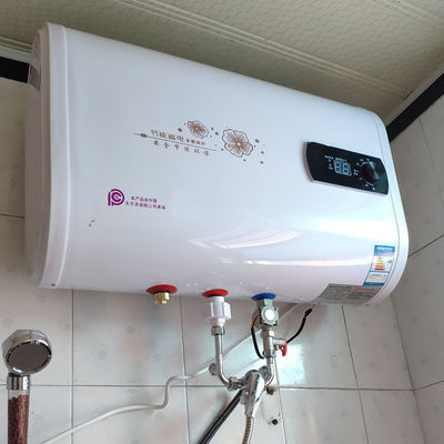 Calentador de agua eléctrico moderno de 60L de capacidad con encendido de pulso y diseño instantáneo / sin tanque