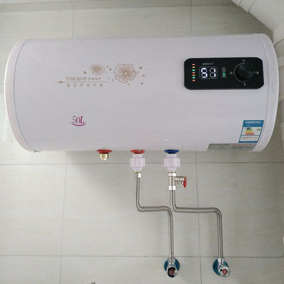 Calentador de agua eléctrico moderno de 60L de capacidad con encendido de pulso y diseño instantáneo / sin tanque